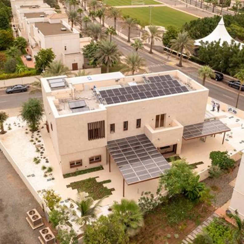 بالصور: مشروع المنزل الذكي في "كاوست" الفائز بالمرتبة البلاتينية في تصميمات الطاقة والبيئة عالميا