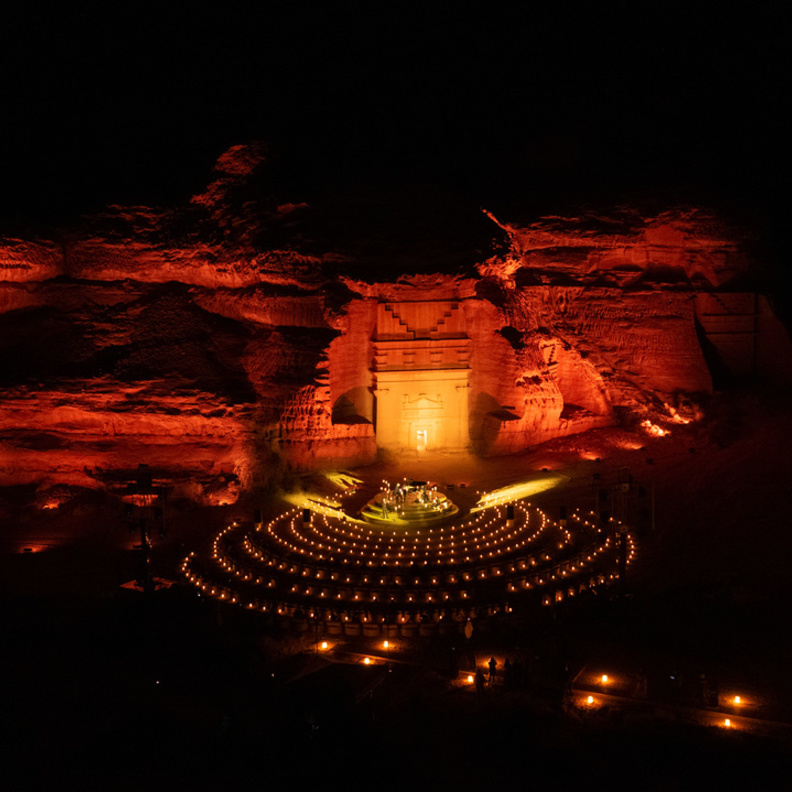 لحظات العلا تعلن فعالياتها الجديدة.. تجارب ساحرة لعشاق المغامرة والترفيه