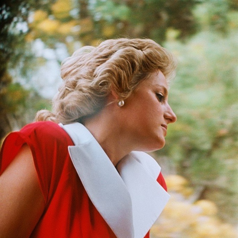 فى ذكرى وفاة الأميرة ديانا.. حياة تعيسة ونهاية مأساوية