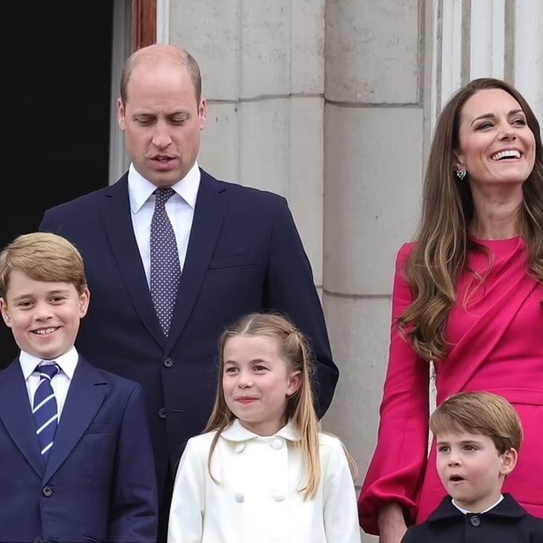 تعرفوا على مدرسة الأمير جورج والأميرة تشارلوت والأمير لويس الجديدة