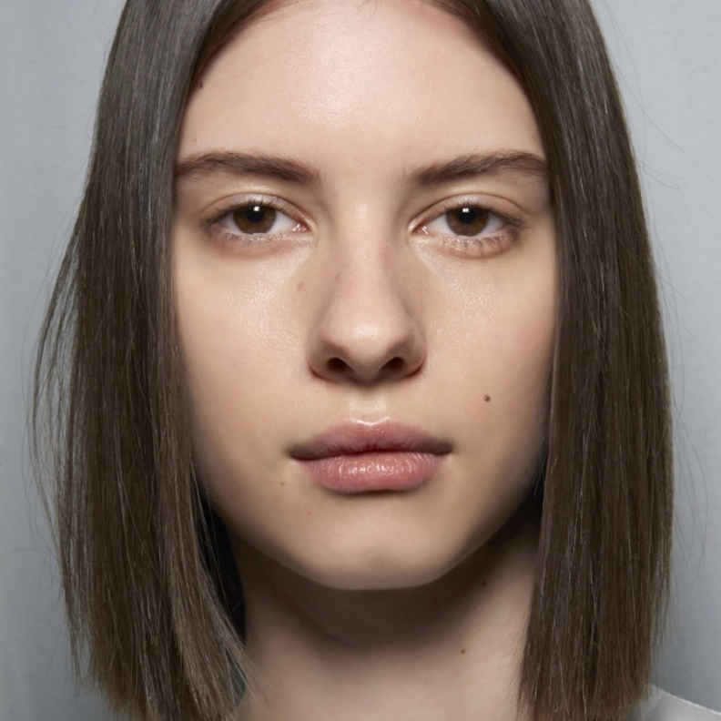 أهمية تقشير الوجه بالطرق الطبيعية