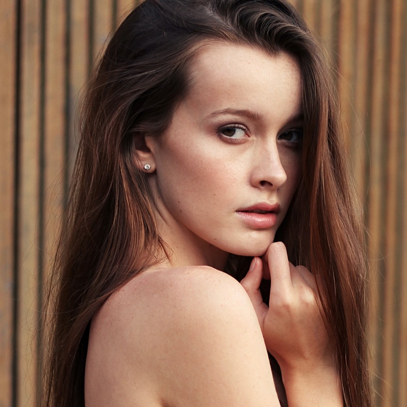 كيف تعالجين التجاعيد وتستعيدين شباب البشرة بمكّون طبيعي في المنزل