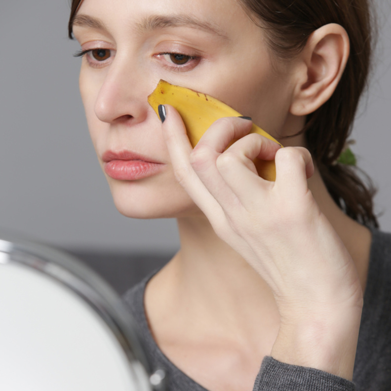 ماسك الموز يساعد على تخفيف التجاعيد حول الفم