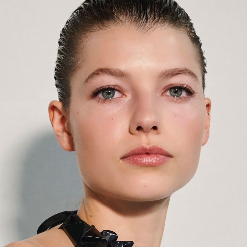 ما يجب معرفته عن تقشير البشرة بطريقة vipeel وما هي فوائدها واضرارها