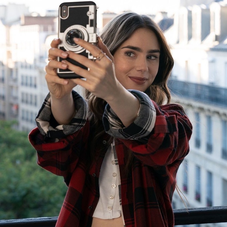 ليلي كولينز