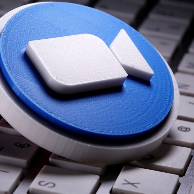 تحذير من ثغرات في برنامج زوم تسمح للهاكر بالسيطرة على أجهزة ماك