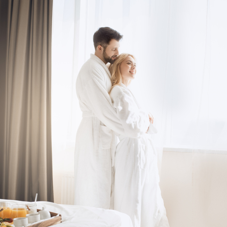 5 أمور يجب القيام بها قبل الذهاب إلى شهر العسل