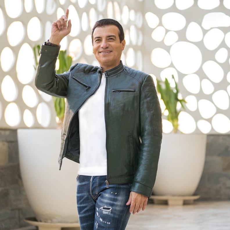 إيهاب توفيق