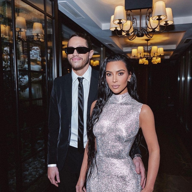 كيم كارداشيان وبيت ديفيدسون