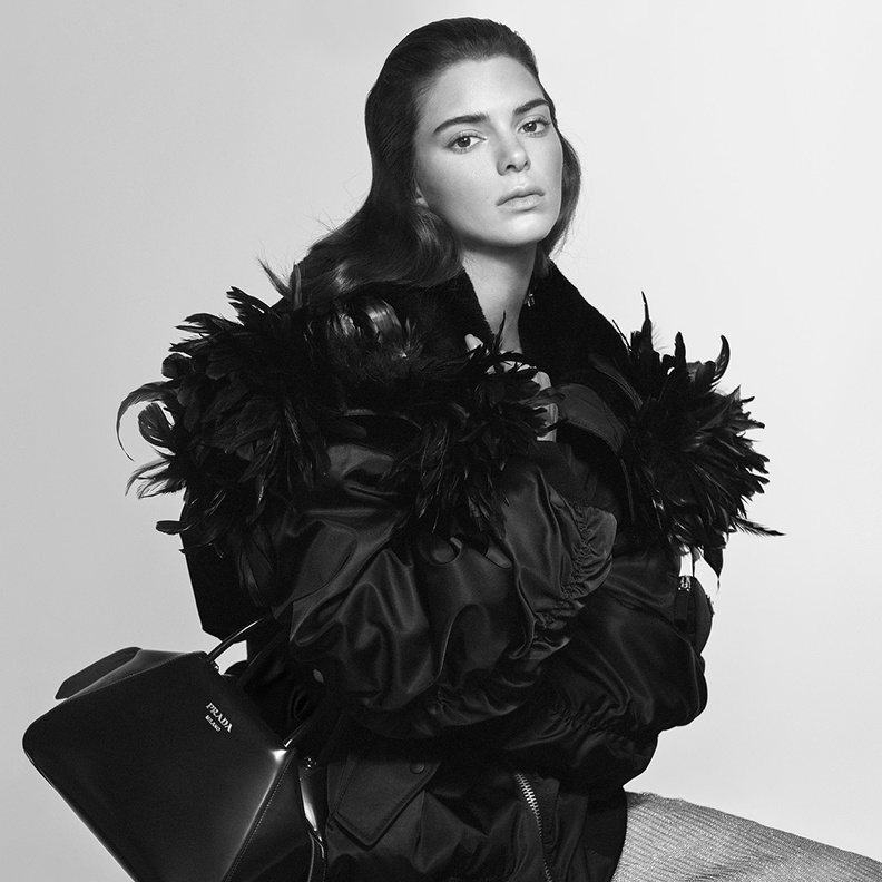 اكتشفي أبرز حملات الموضة الاعلانية لموسم خريف وشتاء 2022