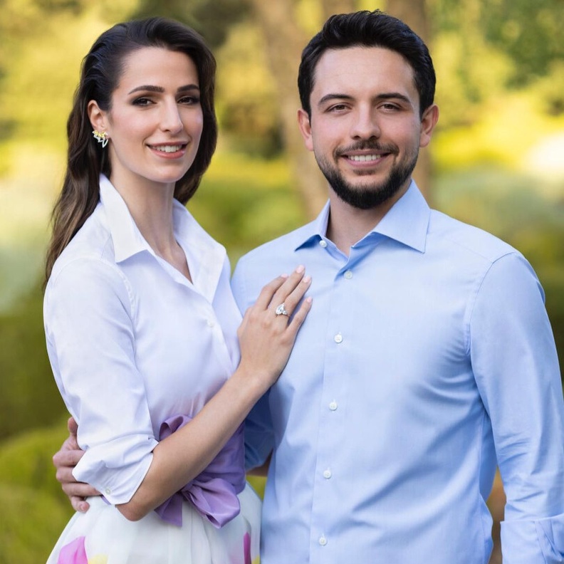 خاتم خطوبة رجوة خالد خطيبة ولي عهد الأردن