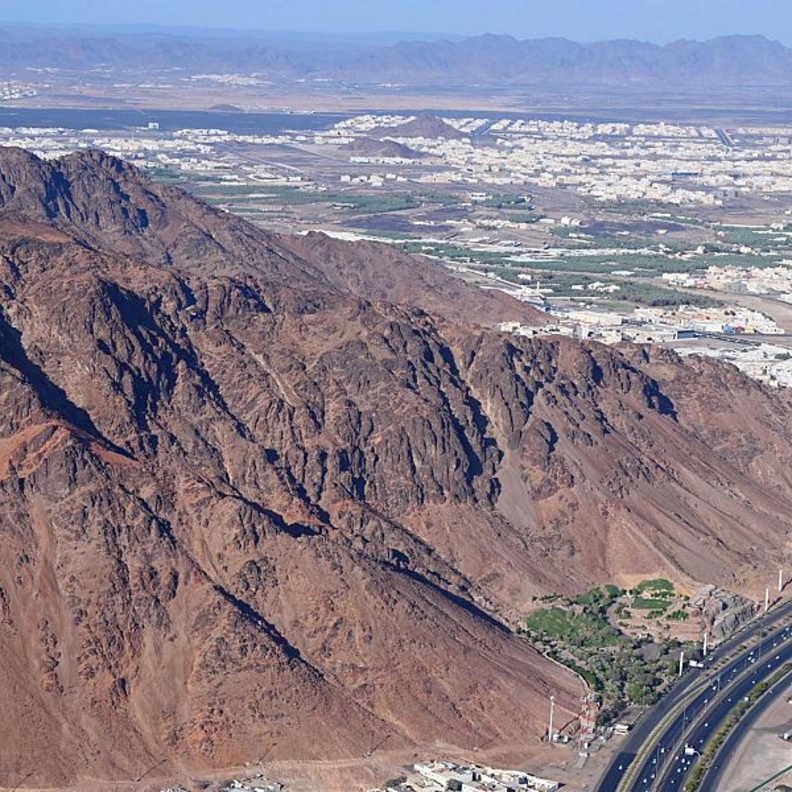 جبل أحد.. معلم إسلامي خالد وتاريخ أصيل في المدينة المنورة