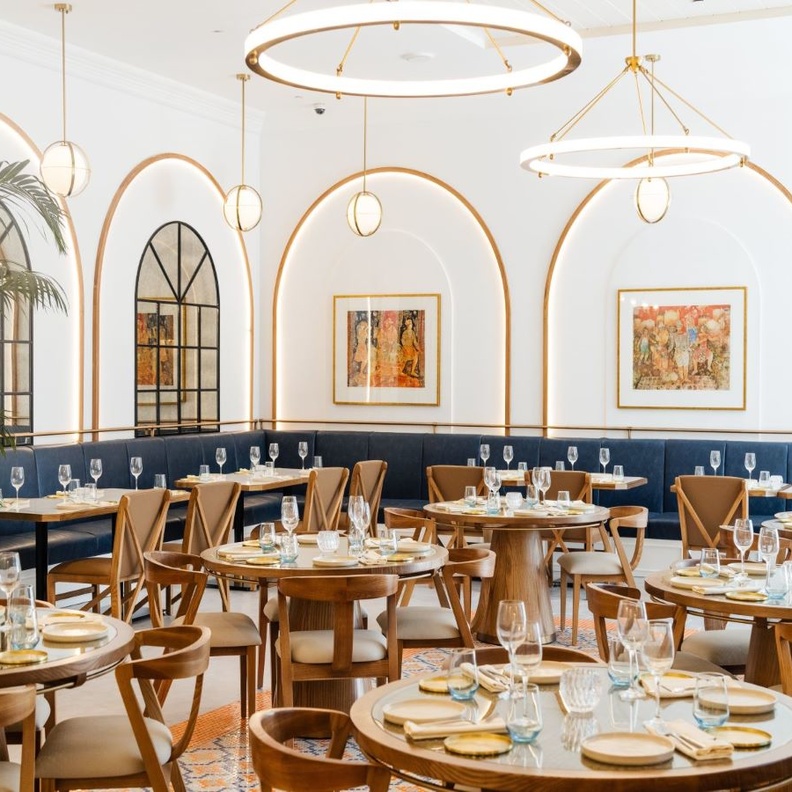 مطعم The Crossing في دبي.. تجربة استثنائية مع الطعام الهندي