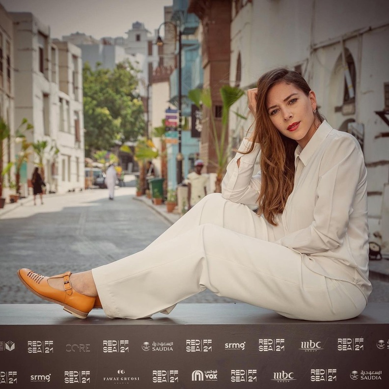 فاطمة البنوي 