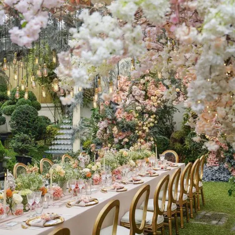 أفكار رائعة لديكور حفلات الزفاف بثيم الحدائق
