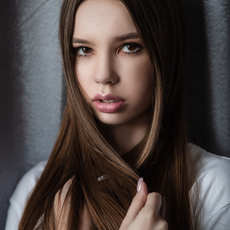 أفضل الطرق لوضع الحناء على الشعر وكيفية تثبيته