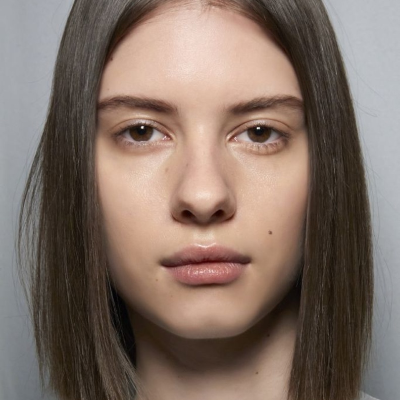 نصائح لبشرة مشرقة في عمر العشرين