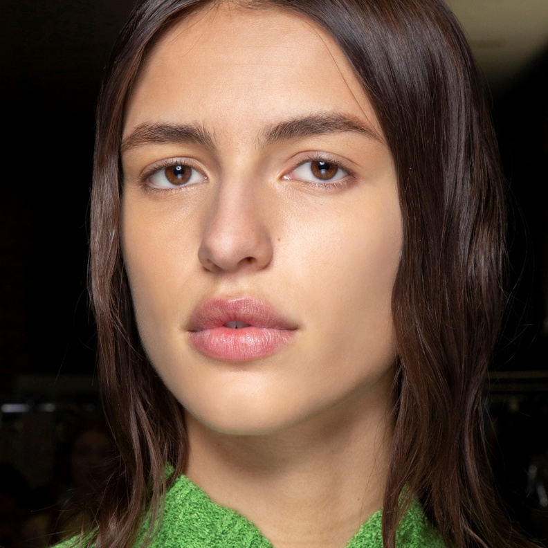 طرق مختلفة للتخلص من تجاعيد البشرة والحصول على وجه مشدود