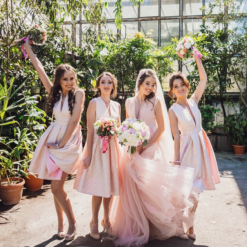 7 قواعد يجب أن توافق عليها وصيفات العروس قبل المشاركة بحفل الزفاف