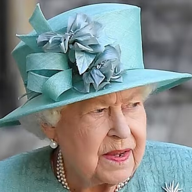 مخاوف حول الحالة الصحية للملكة بسبب إلغائها لعدة مراسم وفعاليات في بالمورال