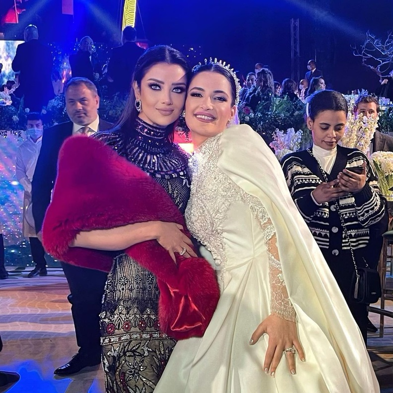 رضوى الشربيني وشام الذهبي 