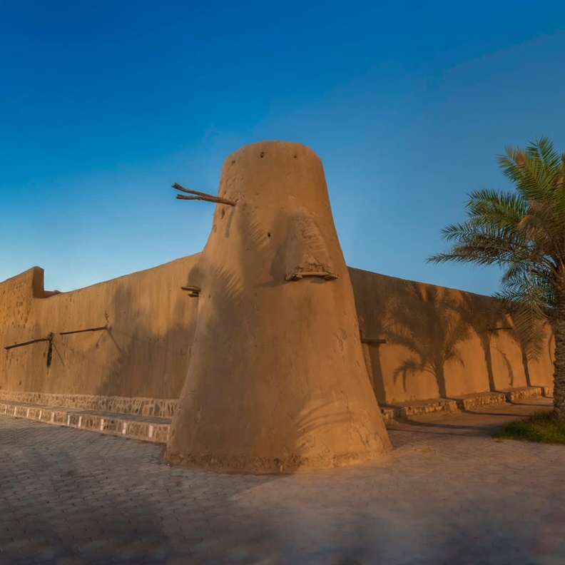 لتجربة لا تنسى في اليوم الوطني السعودي 92.. إليكم 5 وجهات تراثية ساحرة في قرية لينة التاريخية