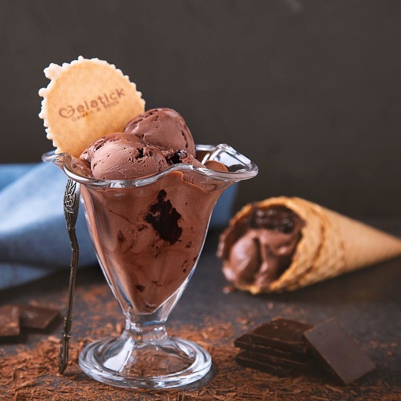 أفضل 5 أماكن لتناول الآيس كريم في الرياض.. تجربة منعشة بانتظاركم 