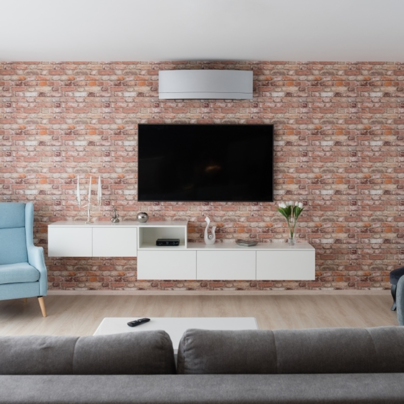 اجعلي تلفزيونك جزء من ديكور غرفك في المنزل