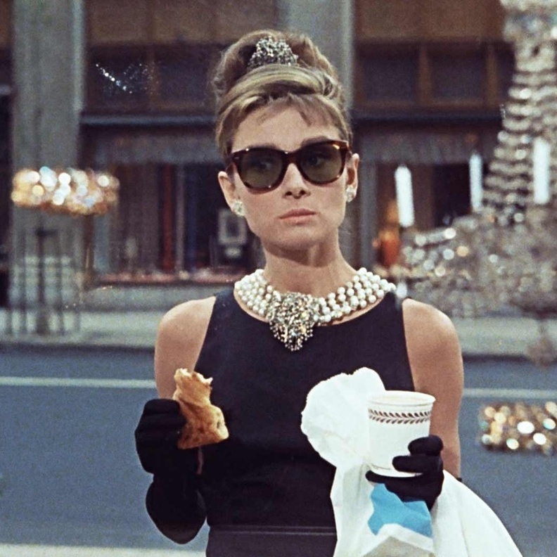 المشهد الأوّل من فيلم Breakfast at Tiffany's