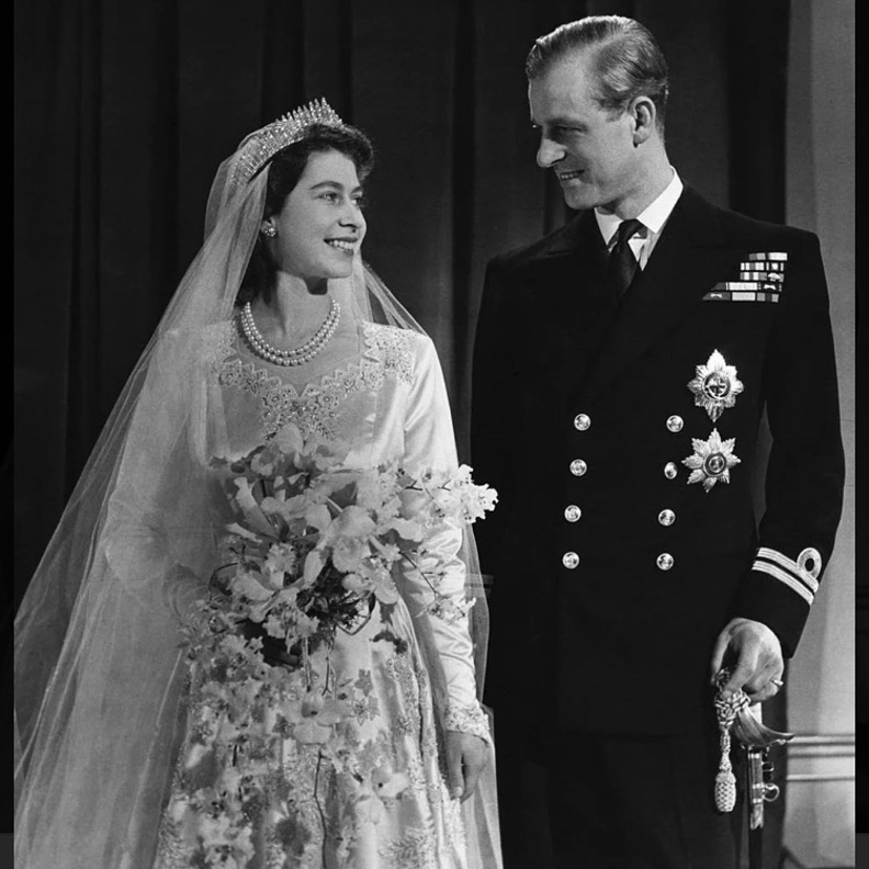 الملكة اليزابيث الثانية والأمير فيليب في حفل زفافهما 