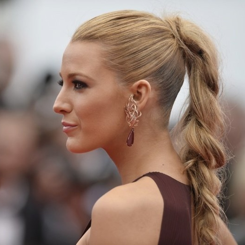 تسريحات شعر لا تبطل للمرأة الحامل طبّقيها بأسلوب بليك ليفلي