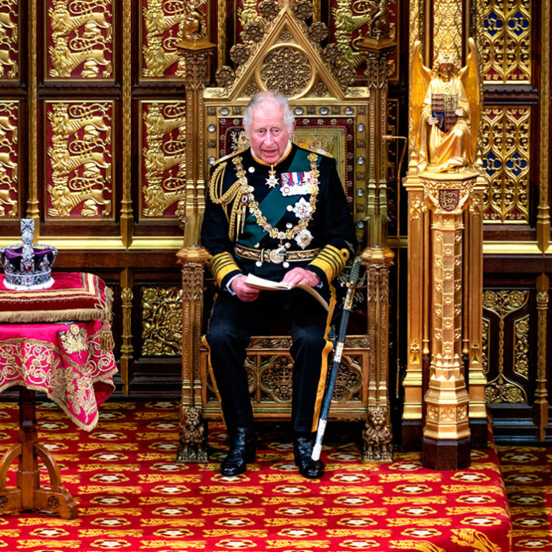 تعرفوا على الألقاب الملكية الجديدة بعد إعلان تشارلز الثالث ملكا لبريطانيا