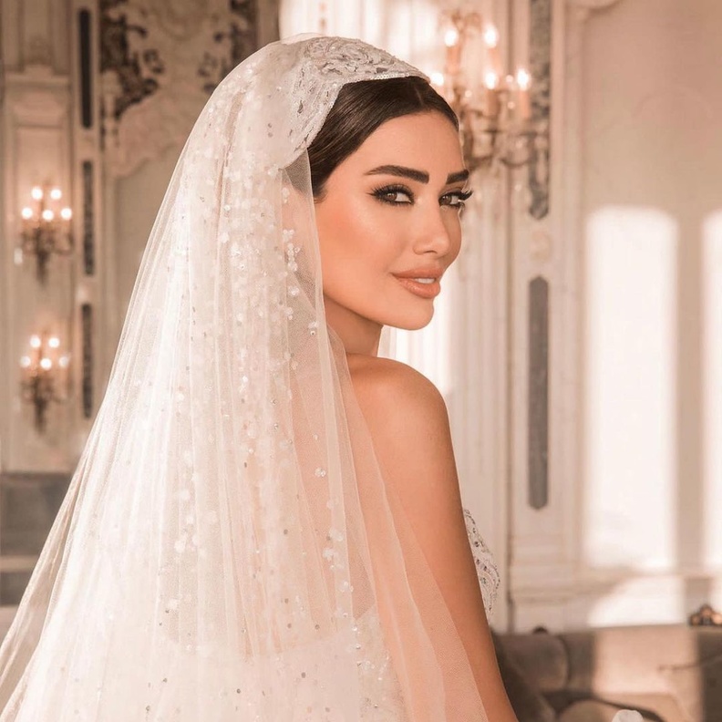 جيسيكا عازار عروس رومانسية بأنامل  بسام فتوح