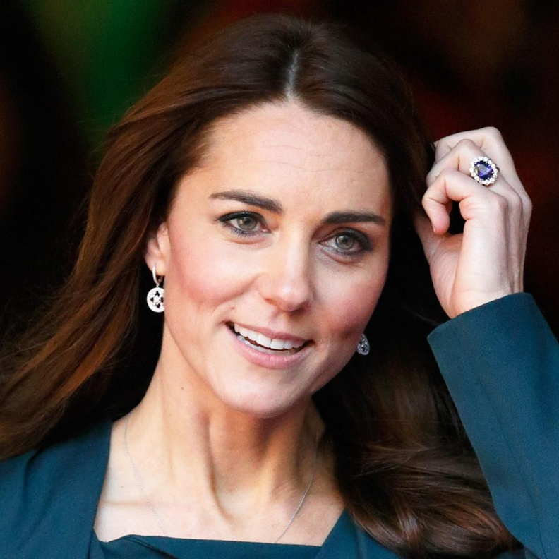خاتم خطوبة كيت ميدلتون المرصع بالياقوت والألماس