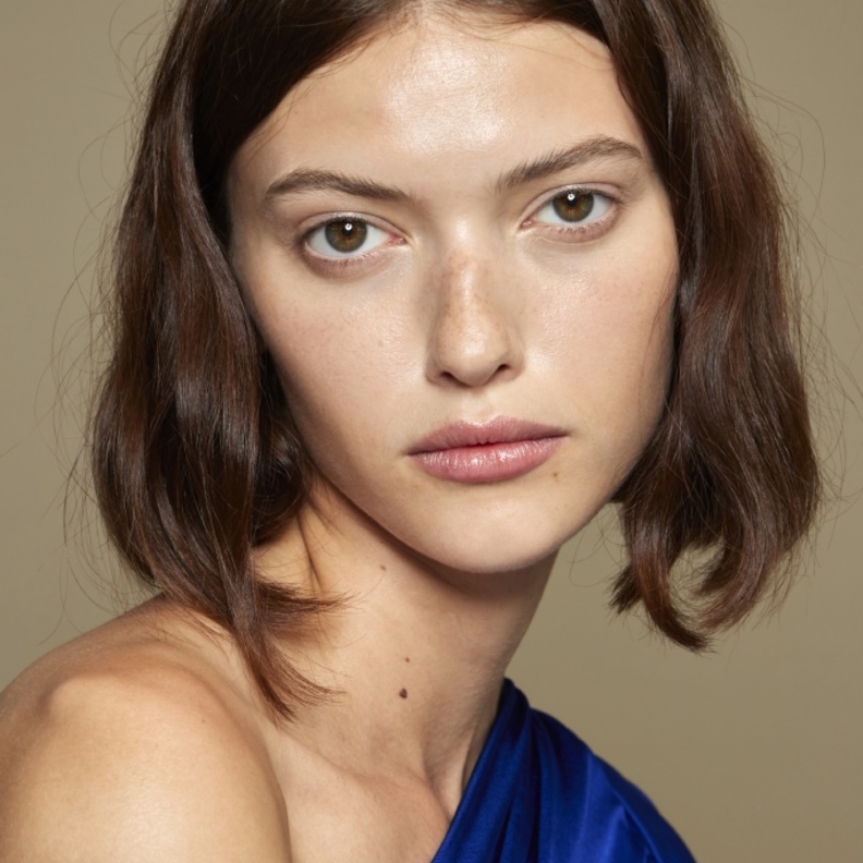 طريقة عمل كريم للحصول على بشرة فاتحة وشبابية