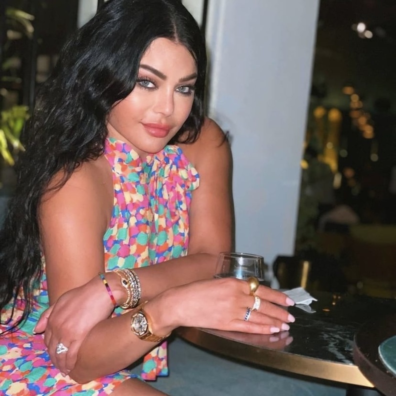 ساعة هيفاء وهبي من Audemars Piguet