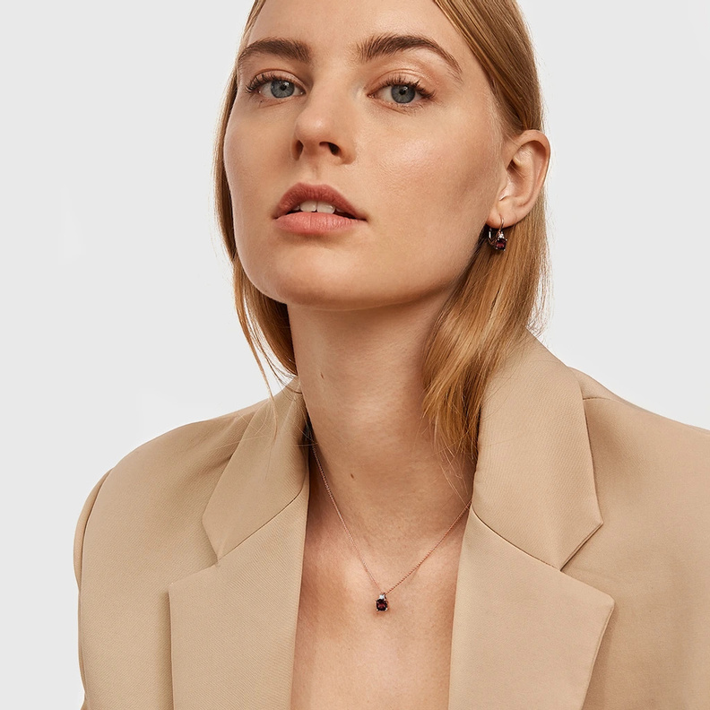 قلادة العقيق من كلينوتا Klenota