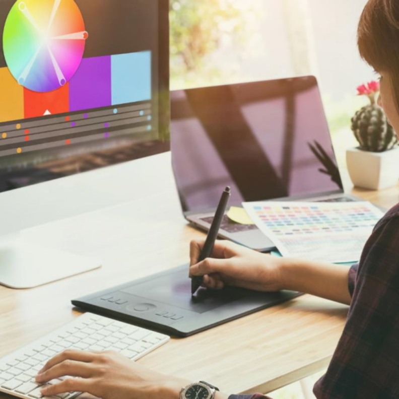 كيف تطور المرأة من ذاتها لاختيار مهنتها المستقبلية؟