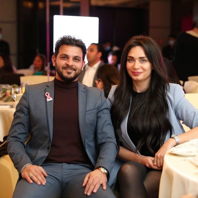 محمد رشاد وخطيبته غادة فتحي