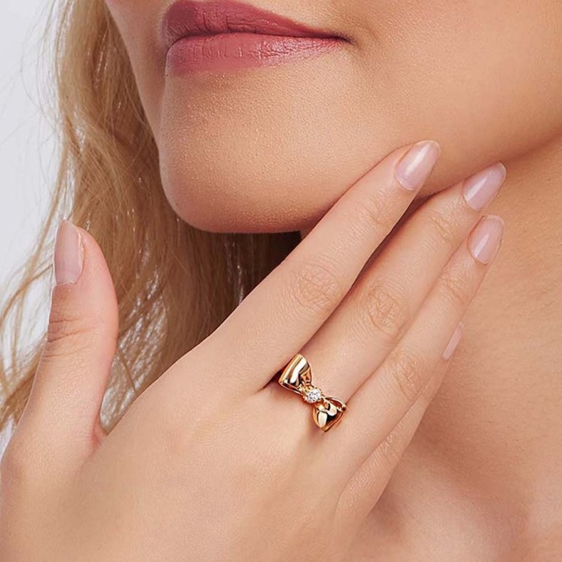 موديلات خواتم الماس ناعمة تلائم اطلالتك في العمل