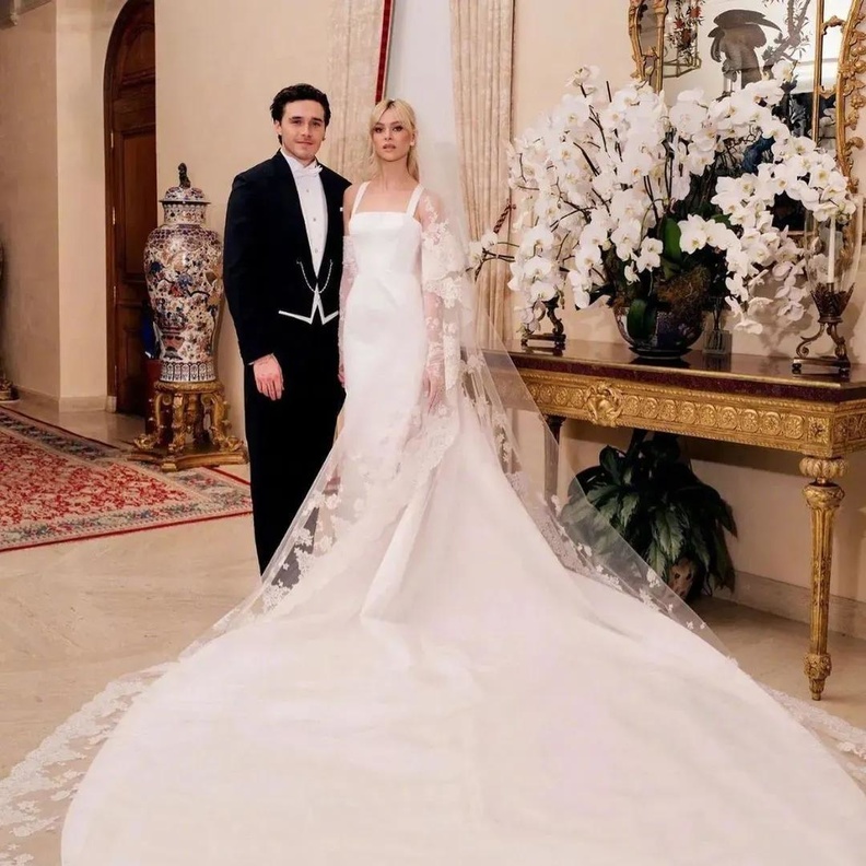 نيكولا بيلتز تزوجت من بروكلين بيكهام