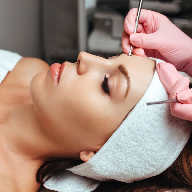 يتم استخدام مخدر موضعي عند العلاج