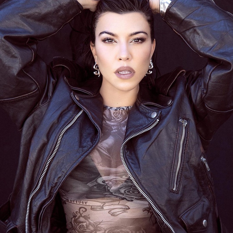 يثمر تعاون كورتني كارداشيان و Boohoo عن مجموعتين سيتم الكشف عن الأولى خلال أسبوع الموضة في نيويورك في 13 سبتمبر.