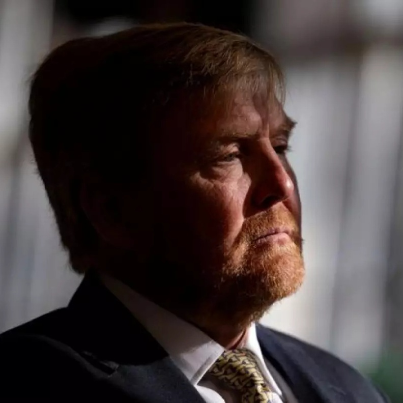 ملك هولندا يلغي زيارته إلى الولايات المتحدة بسبب إصابته بالتهاب رئوي