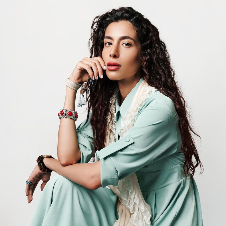 "فتون الجارالله" لـ "هي": سعيدة جدا بكوني جزء من عائلة المسلسل الكوميدي السعودي "أخر ريال"