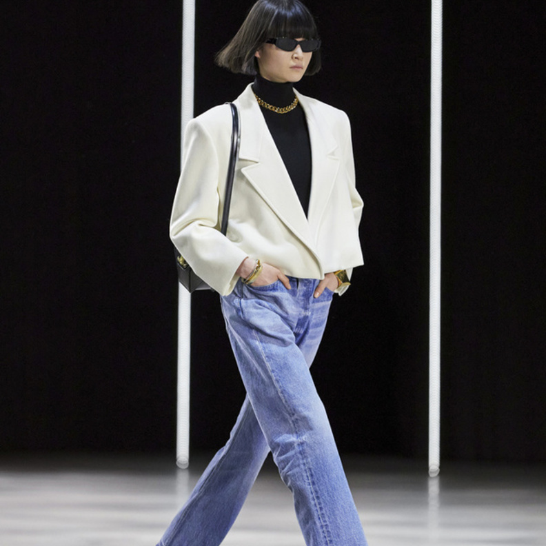  تنسيق سترة البليزر بطرق عصرية في موسم خريف 2022