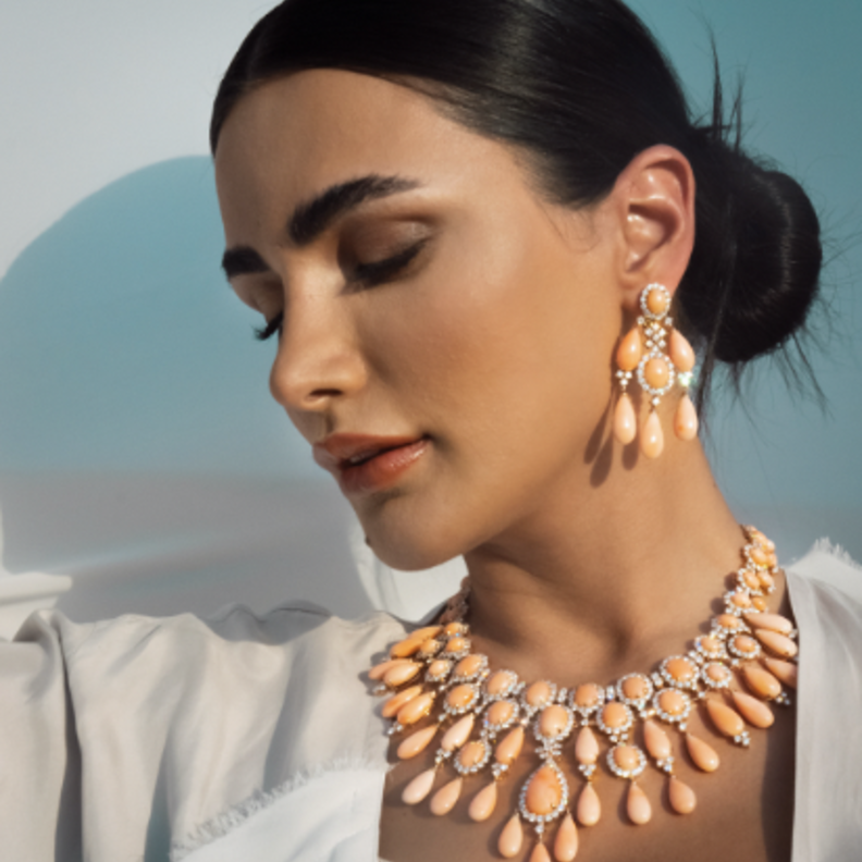 مجوهرات موراتي تصاميم تخفي بين طيّاتها حكاية عنوانها الأناقة والرقي