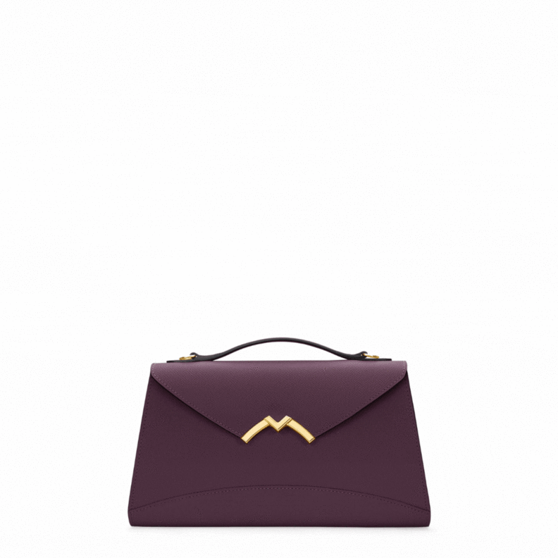 حقيبة Moynat's Gabrielle المميّزة بألوان عصرية تحاكي الحاضر