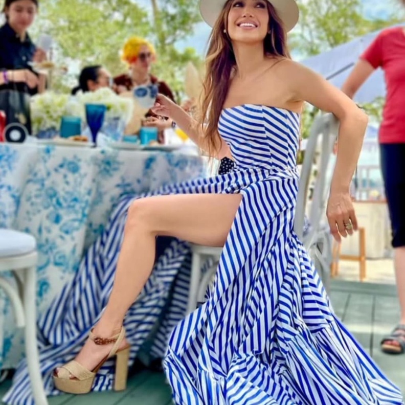 إطلالات جينيفر لوبيز