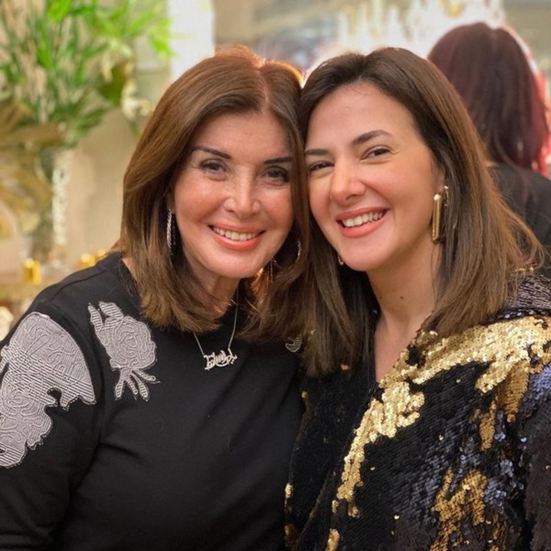 ميرفت أمين ودنيا سمير غانم